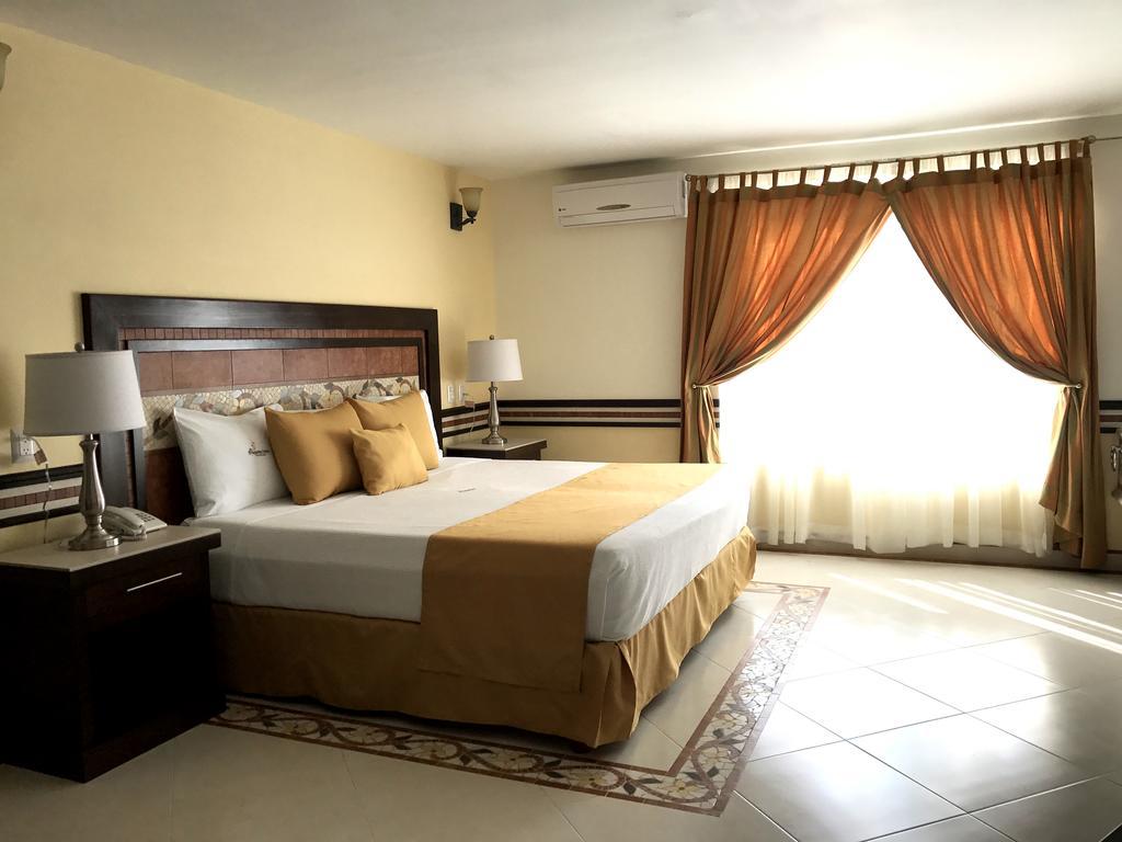 Centro Hotel Villa Las Margaritas 贾拉普 外观 照片