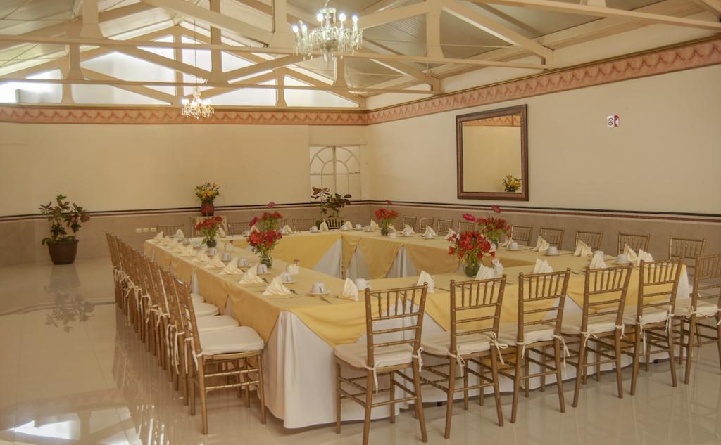 Centro Hotel Villa Las Margaritas 贾拉普 外观 照片